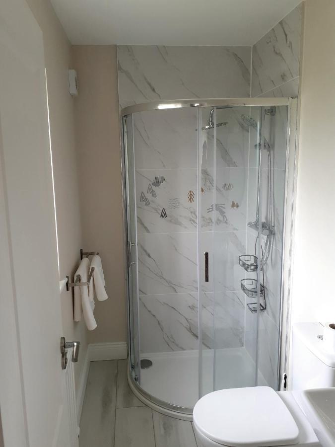 Ensuite At The Foot Of Dublin Mountains エクステリア 写真