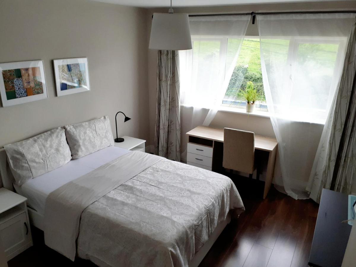 Ensuite At The Foot Of Dublin Mountains エクステリア 写真