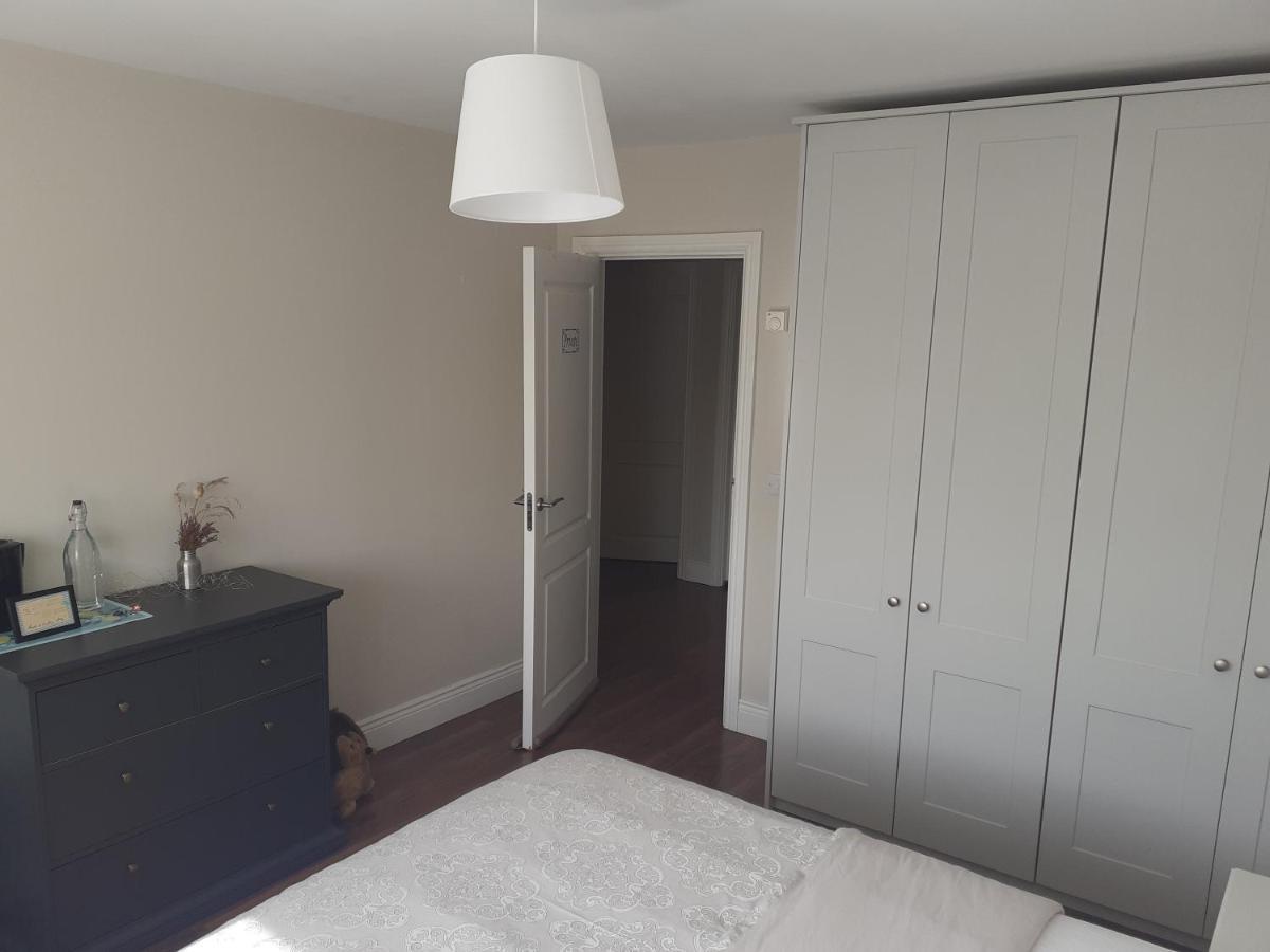 Ensuite At The Foot Of Dublin Mountains エクステリア 写真